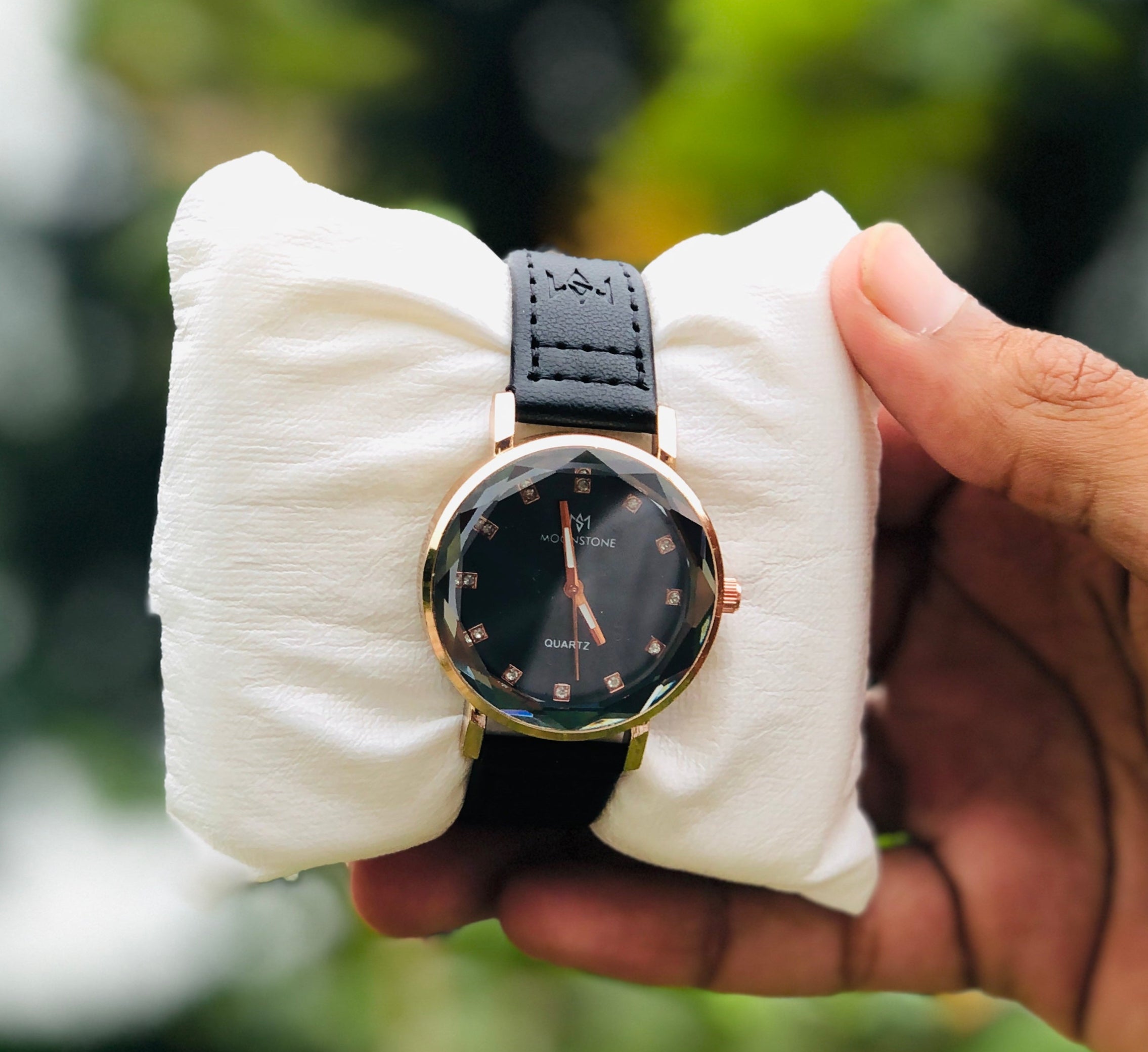 MoonStone-Elegant Black Leather Watch