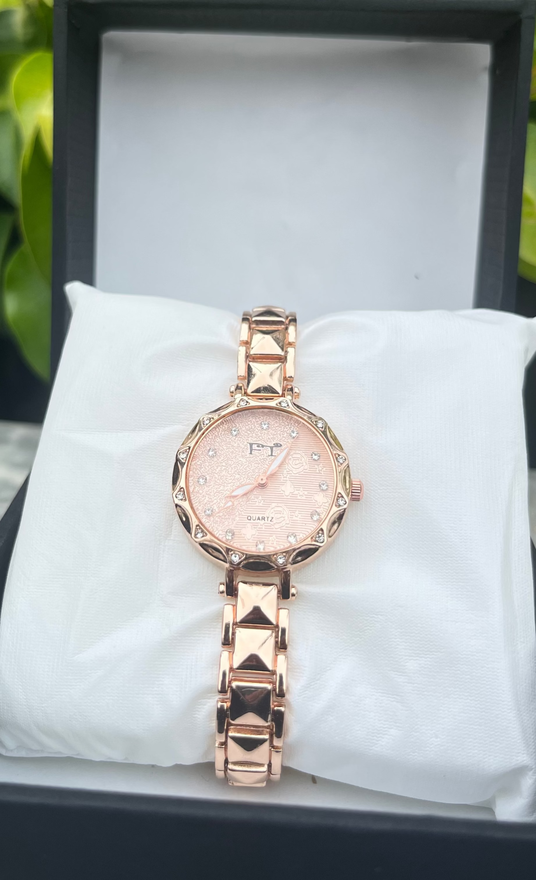 FT-Elegant Rose Gold Watch