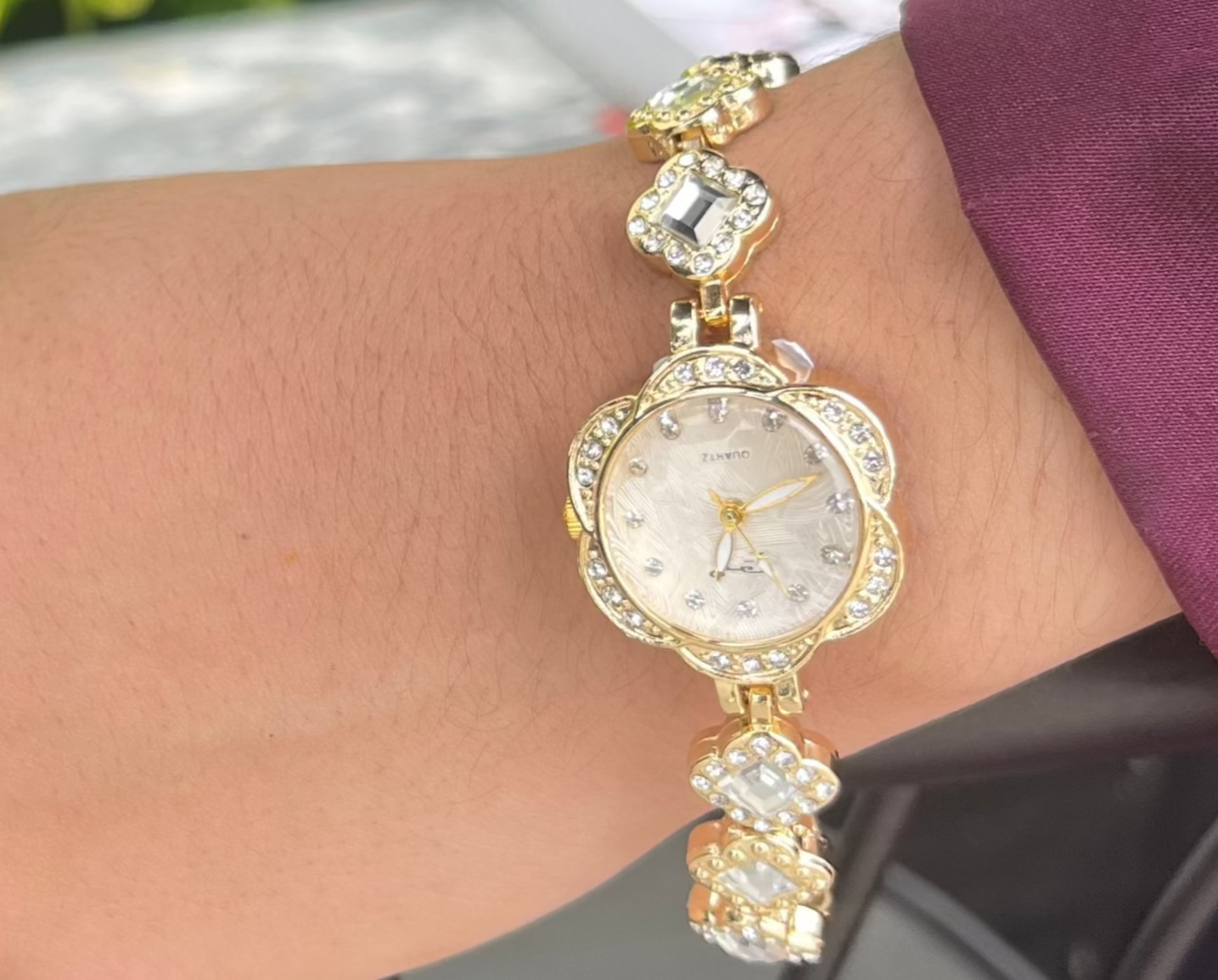 FT-Elegant Gold Bracelet Watch