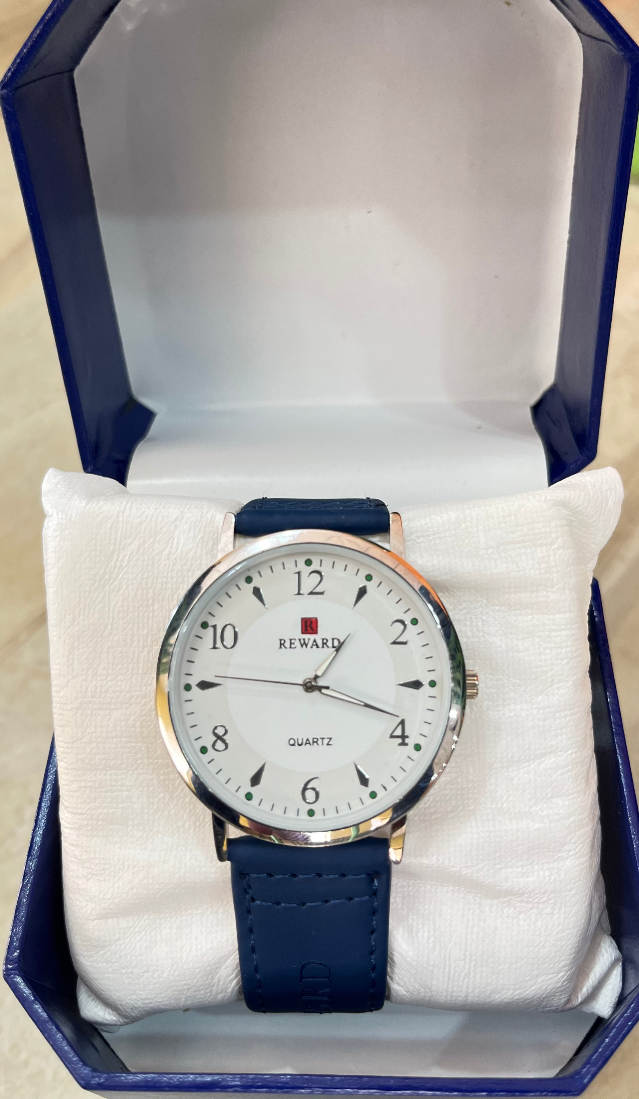 Reward-Classic Quartz Watch with Blue Leather Strap